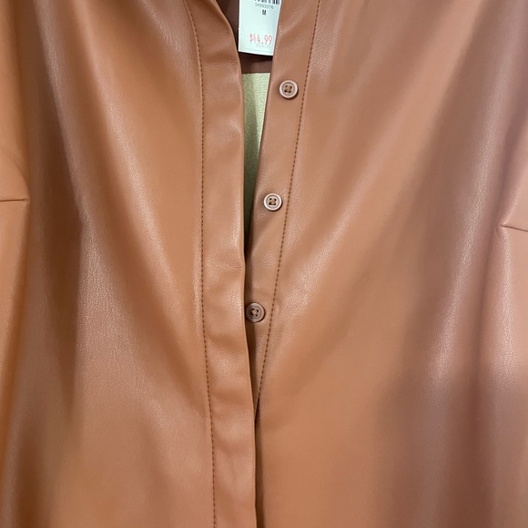 Express Woman’s Cognac Button Up, Size Medium - Picture 3 of 5